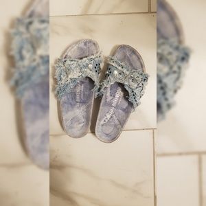 Birkenstocks Heidi klum (distressed denim) slides